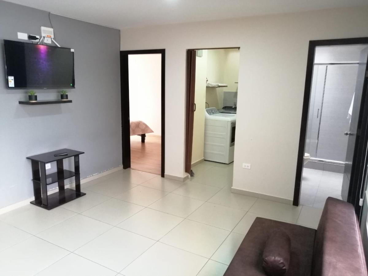 Departamento Acogedor, Nuevo Y Amplio Apartment Cuenca